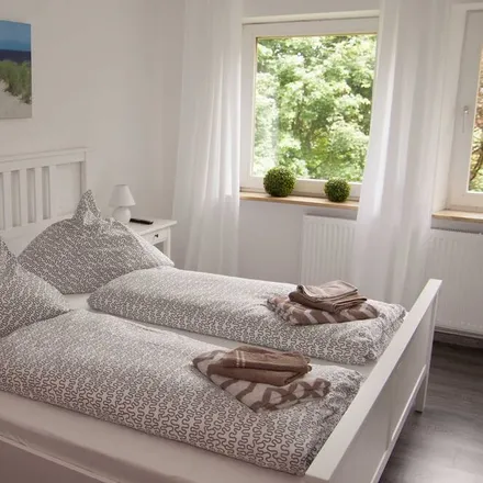 Rent this 3 bed apartment on Wilhelmshaven in Ebertstraße, 26382 Wilhelmshaven