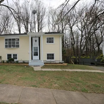 Buy this 3 bed house on 3811 Findley Road in Woodbridge, VA 22193