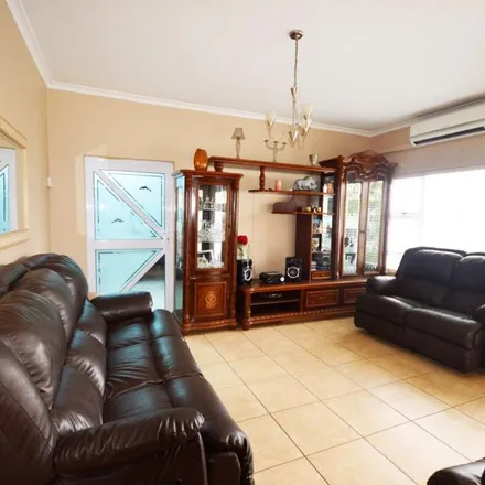 Image 8 - Johannesburg Street, Cape Town Ward 109, Western Cape, 7134, South Africa - Apartment for rent