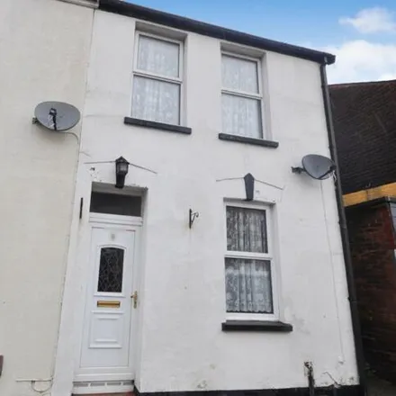 Buy this 2 bed townhouse on 11 Courtenay Road in Exeter, EX2 8JX
