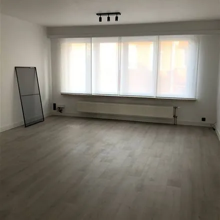 Rent this 2 bed apartment on Klingedorp 24;24B in 9170 Sint-Gillis-Waas, Belgium