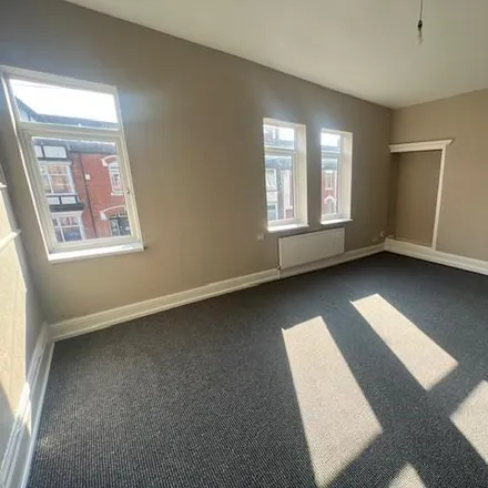 Rent this 2 bed apartment on Glencoe Street in Hull, HU3 6HS