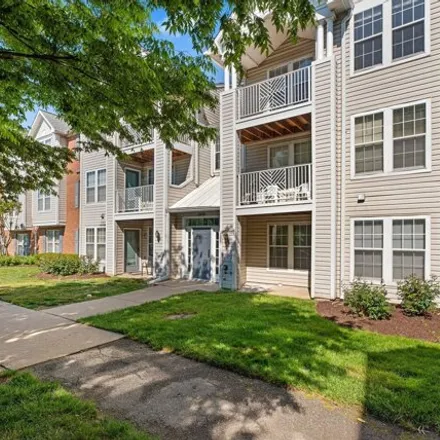Image 2 - 2456 Apple Blossom Lane, Piney Orchard, MD 21113, USA - Condo for sale