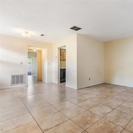 Image 4 - 2499 Moore Haven Drive East, Clearwater, FL 33763, USA - House for sale