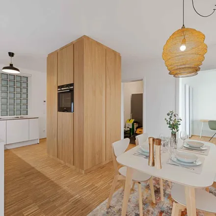 Rent this 4 bed apartment on Green Levels in Tübinger Straße, 80686 Munich