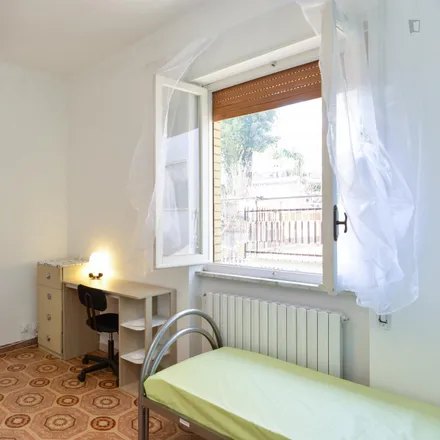 Image 2 - Via San Massimiliano Kolbe, 39, 00138 Rome RM, Italy - Room for rent