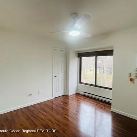 Image 5 - unnamed road, Whittier Oaks, Manalapan Township, NJ, USA - Apartment for rent