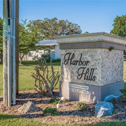 Image 3 - 1710 Brookside Boulevard, Harbor Bluffs, Pinellas County, FL 33770, USA - House for sale
