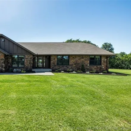 Buy this 3 bed house on 2354 Wilson Road in Sand Springs, OK 74063