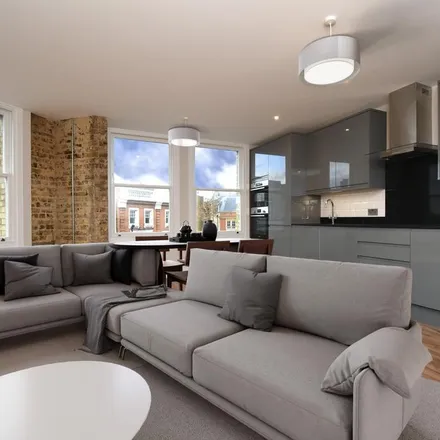 Rent this 2 bed apartment on Bonmarché in Market Square, Bromley Park