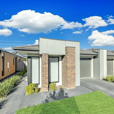 Rent this 3 bed apartment on Wurrook Circuit in North Geelong VIC 3215, Australia