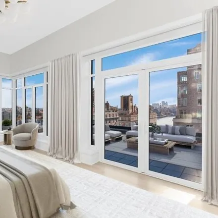 Image 3 - 40 East End Avenue, New York, NY 10028, USA - Condo for sale