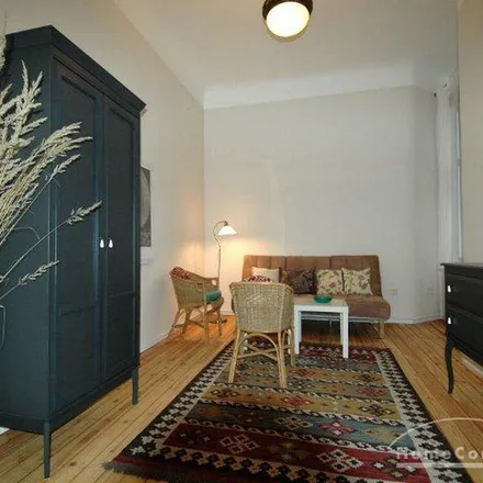 Rent this 4 bed apartment on Stechlinsee-Grundschule in Rheingaustraße 7, 12161 Berlin