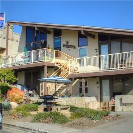 Rent this 3 bed apartment on 252 Avenida Lobeiro in San Clemente, CA 92672