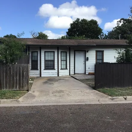 Buy this 6 bed duplex on 800 East Taylor Street in Brownsville, TX 78520