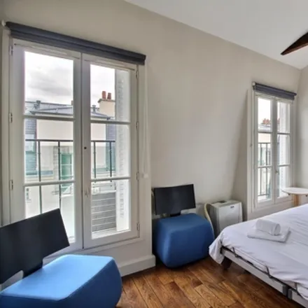 Rent this 3 bed apartment on 22 Rue Surcouf in 75007 Paris, France