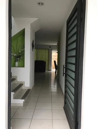 Rent this studio house on Calle Villa Francaebro in Villafranca, 37204 León
