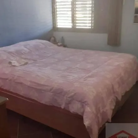 Buy this 2 bed house on Hotel IBIS Jundiaí in Rua Manuel Pereira Arruda, Vianelo
