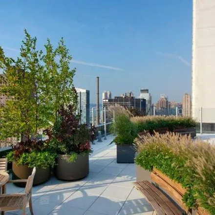 Image 3 - Avalon Clinton South Tower, West 52nd Street, New York, NY 10019, USA - Apartment for rent