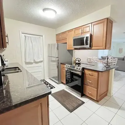 Image 7 - West Palm Beach, FL - House for rent