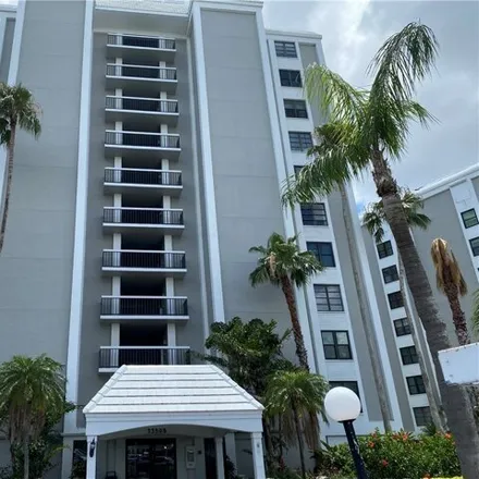 Rent this 3 bed condo on 3350 North Key Drive in Shipyard Villas, North Fort Myers