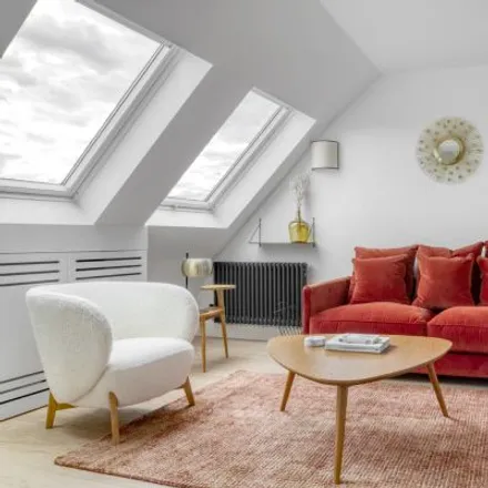 Rent this 2 bed apartment on 17 Rue de Turbigo in 75002 Paris, France