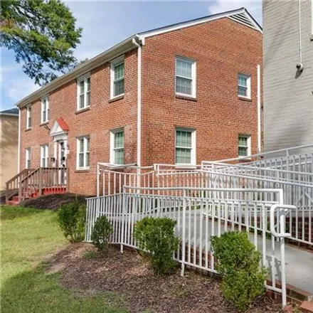 Image 5 - 4909 Chamberlayne Avenue, Richmond, VA 23227, USA - Duplex for sale