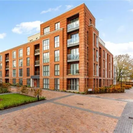 Buy this 1 bed apartment on Fellows Rise in Winchester, SO22 5SX