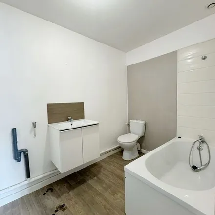 Rent this 1 bed apartment on 131b Rue du Pont de Pierre in 59600 Maubeuge, France