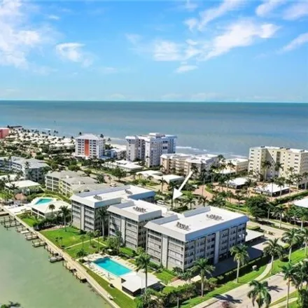 Buy this 2 bed condo on Windsor Court in Harbour Drive, Naples