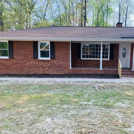 Rent this 3 bed house on 680 Norris Road in Johnston County, NC 27520