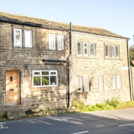 Buy this 2 bed townhouse on Gillroyd Lane in Linthwaite, HD7 5SR