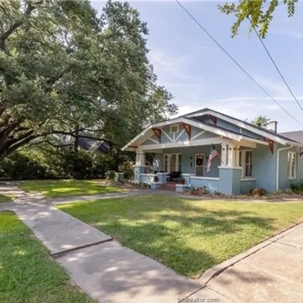 Rent this 3 bed house on 509 East 30th Street in Bryan, TX 77803