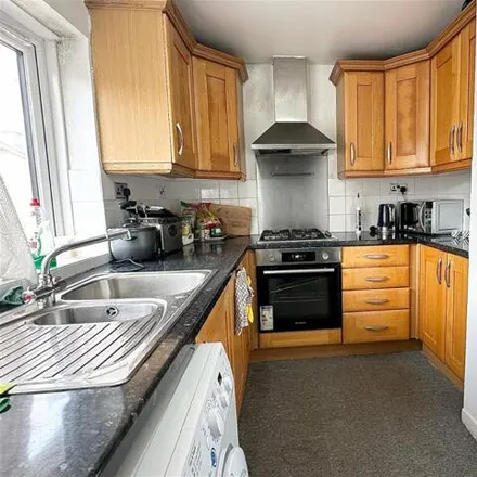 Image 3 - Swale Drive, Northampton, NN5 7NL, United Kingdom - Apartment for sale