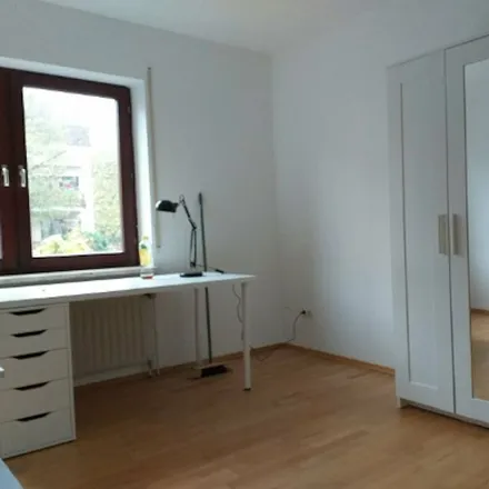 Image 5 - Walter-Leiske-Straße 16, 60320 Frankfurt, Germany - Apartment for rent