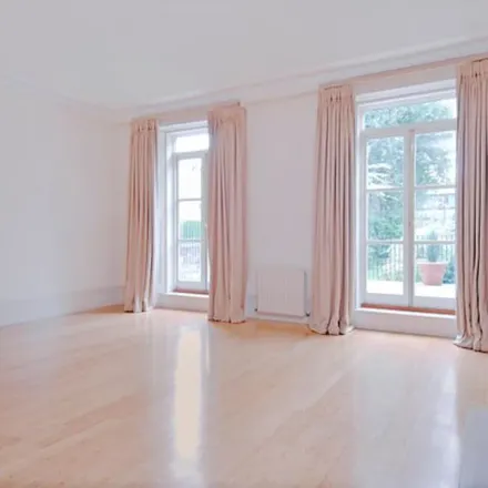 Rent this 5 bed duplex on Randolph Avenue in London, W9 1RY