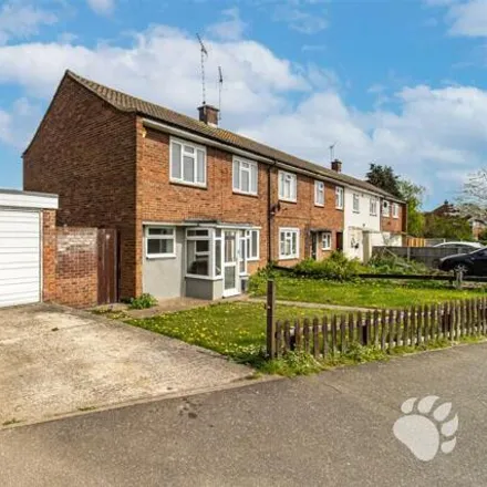 Buy this 3 bed house on Kathleen Ferrier Crescent in Basildon, SS15 5RA
