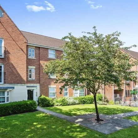 Image 1 - 7 Rockford Gardens, Chapelford, Warrington, WA5 3QD, United Kingdom - Apartment for sale