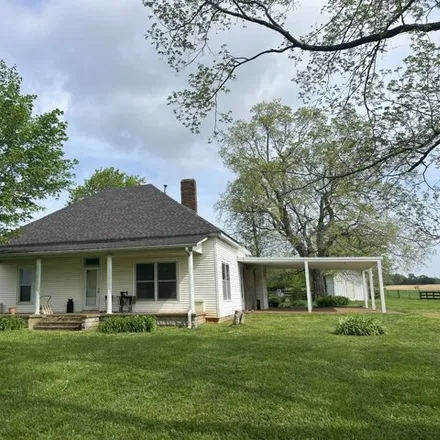 Rent this 3 bed house on 4954 William Woodard Road in Robertson County, TN 37172