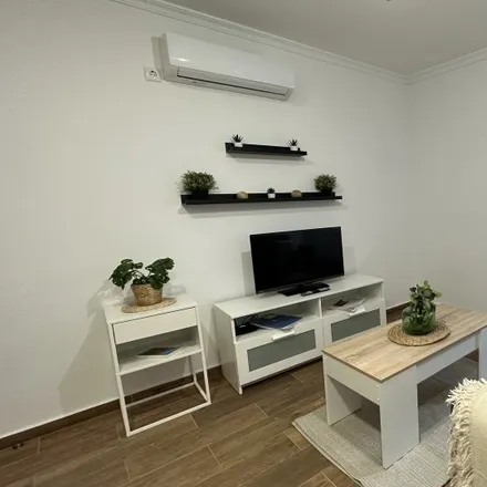 Rent this studio apartment on Calle de la Oropéndola in 28025 Madrid, Spain