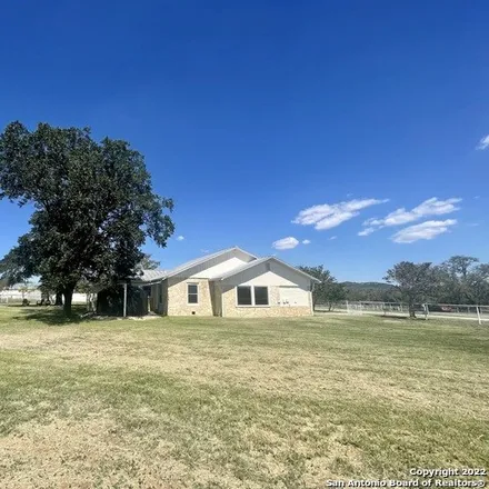 Image 3 - 294 Silver Wings Drive, Bandera County, TX 78055, USA - House for sale