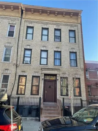 Image 2 - 242 Sumpter Street, New York, NY 11233, USA - House for sale