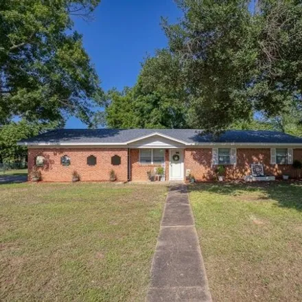 Buy this 3 bed house on 306 Shamrock Drive in Palestine, TX 75803