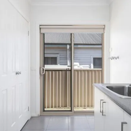 Rent this 3 bed apartment on York Street in Ballarat East VIC 3350, Australia