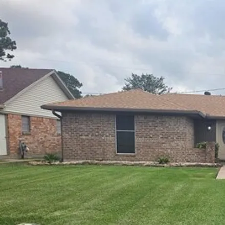 Buy this 3 bed house on 2223 Avenue H in Nederland, TX 77627