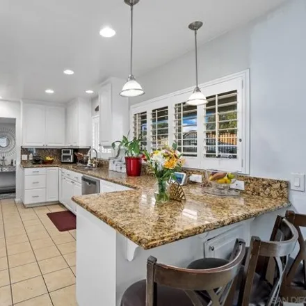 Image 9 - 2537 East 16th Street, National City, CA 91950, USA - House for sale