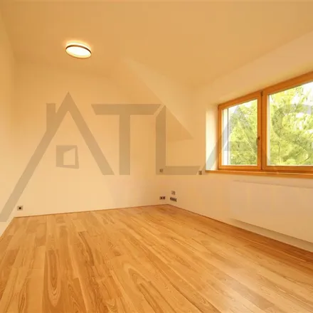 Image 9 - Nad Vinicemi 2480, 252 63 Roztoky, Czechia - Apartment for rent