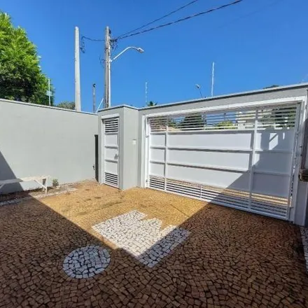 Rent this 3 bed house on Avenida Armando Salles de Oliveira in Jardim Ipiranga, Americana - SP