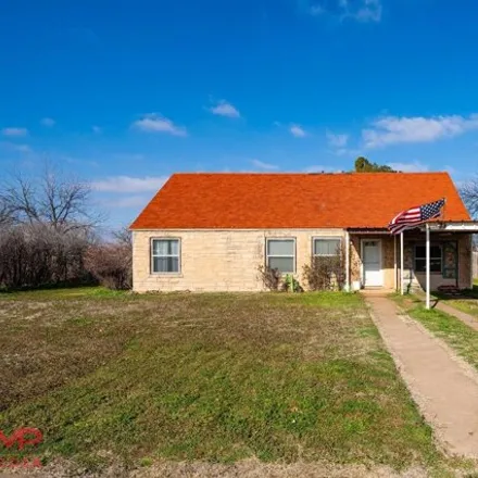 Image 2 - 639 Willard Avenue, Spur, Dickens County, TX 79370, USA - House for sale