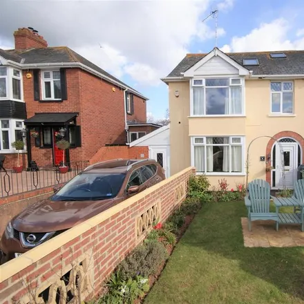 Rent this 4 bed duplex on 17 Birchy Barton Hill in Exeter, EX1 3EX
